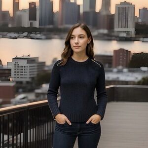 Michael Michael Kors women’s size XL cable knit crewneck pullover sweater. Navy.